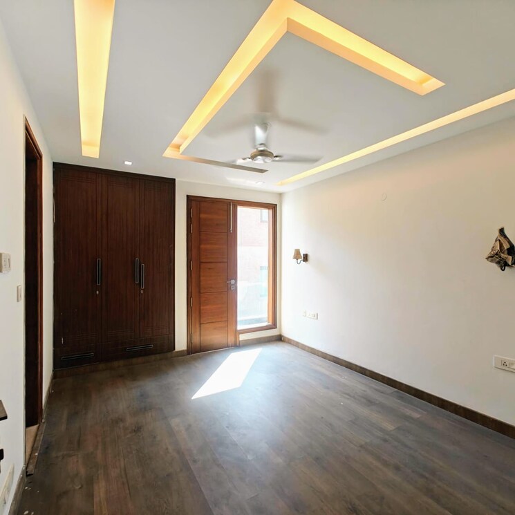 Room, green park 4 Bedroom 4500 Sq.Ft. Builder Floor In Green Park Delhi 7862907