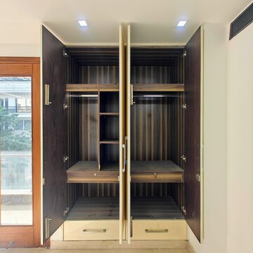 Staircase in 4 BHK Builder Floor at Green Park – for Sale