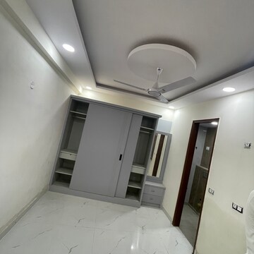 Bathroom in 1 BHK Builder Floor at Sector 73 – for Sale