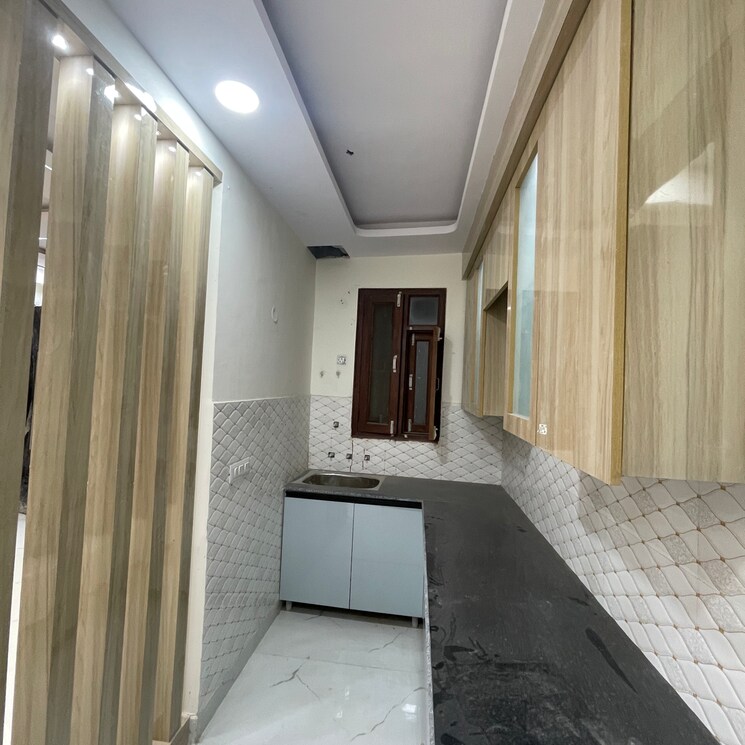 Kitchen, sector 73 1 Bedroom 650 Sq.Ft. Builder Floor In Sector 73 Noida 7862939