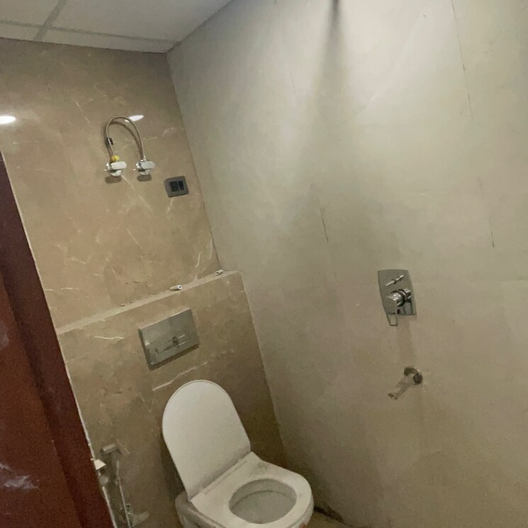 Bathroom, sector 73 1 Bedroom 650 Sq.Ft. Builder Floor In Sector 73 Noida 7862939