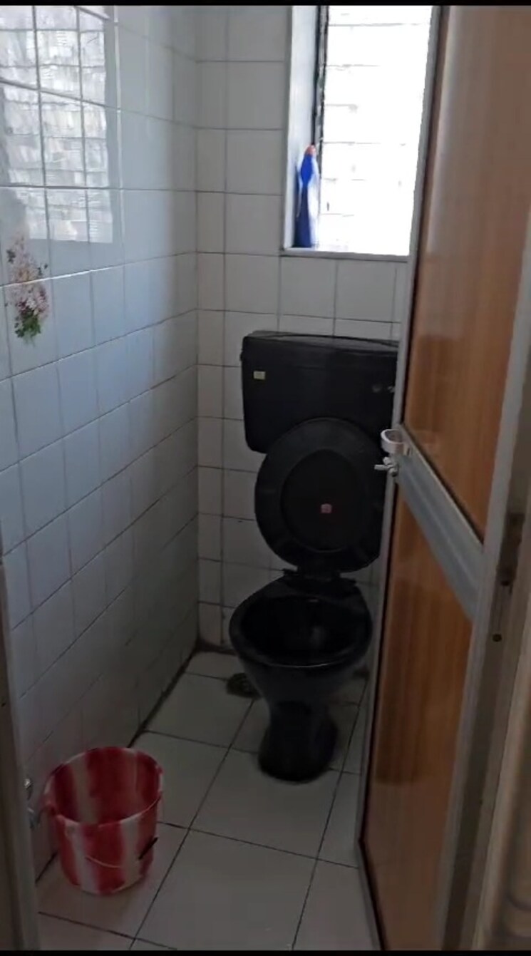 Bathroom, santacruz-mansion 1 Bedroom 600 Sq.Ft. Apartment In Santacruz East Mumbai 7863063