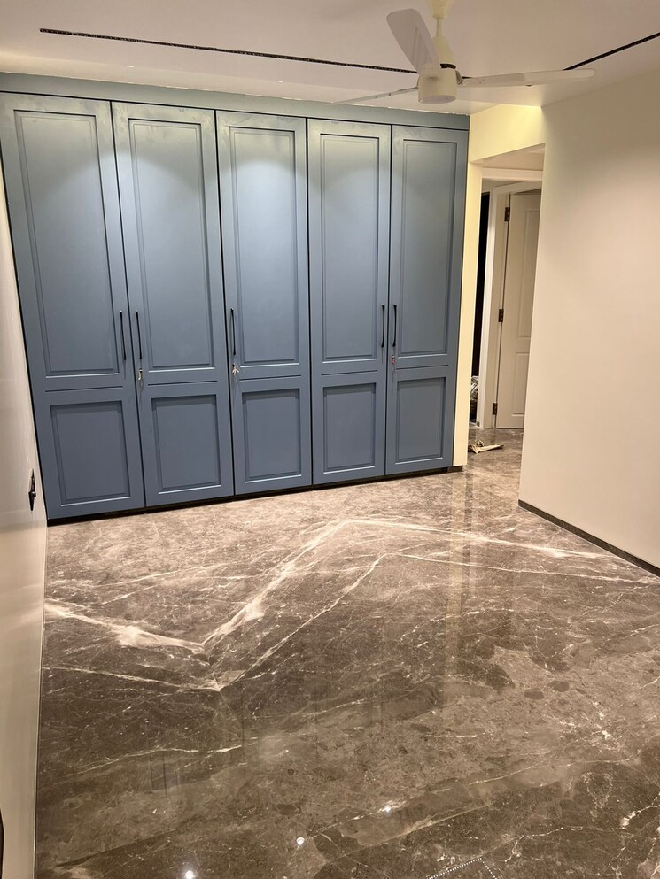 Room, bandra west 4 Bedroom 2200 Sq.Ft. Apartment In Bandra West Mumbai 7863080