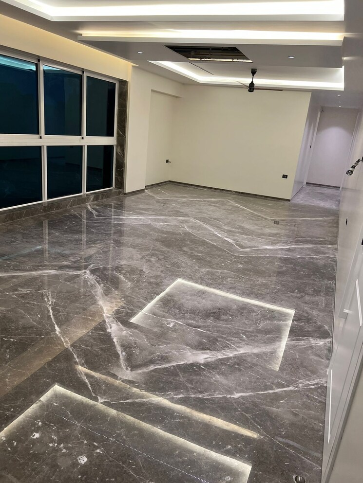 Bathroom, bandra west 4 Bedroom 2200 Sq.Ft. Apartment In Bandra West Mumbai 7863080