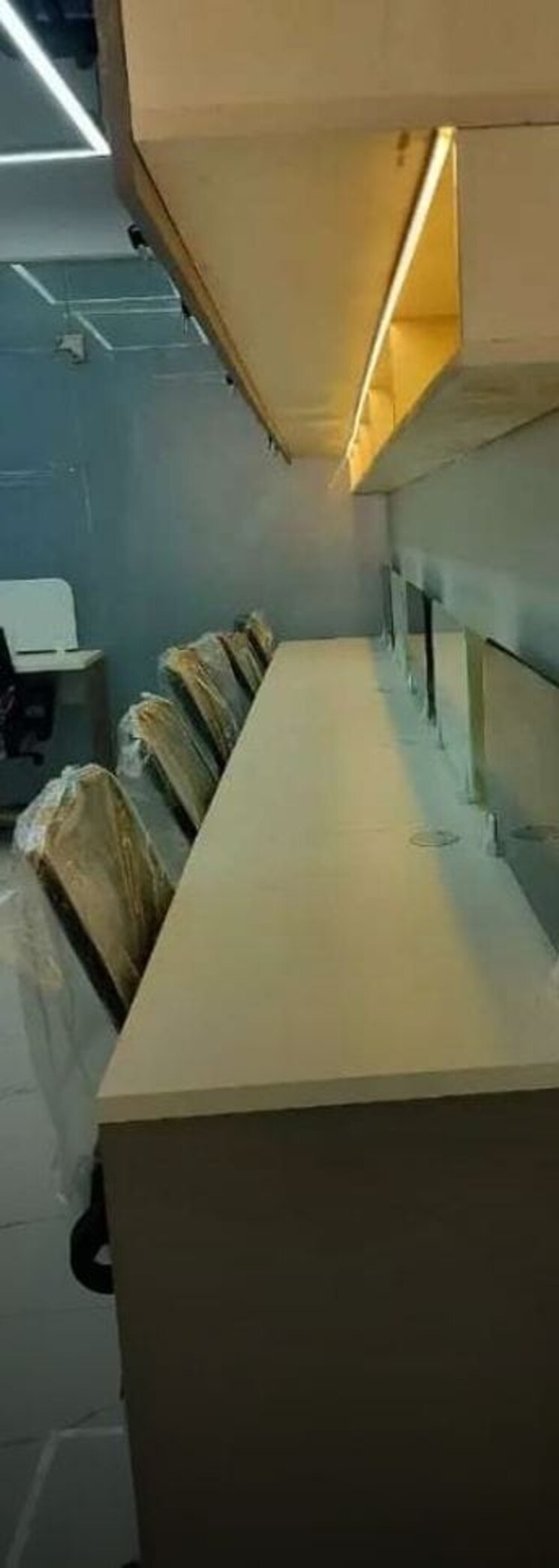 Team Area, ats-bouquet Commercial Office Space 900 Sq.Ft. In Sector 132 Noida 7863107