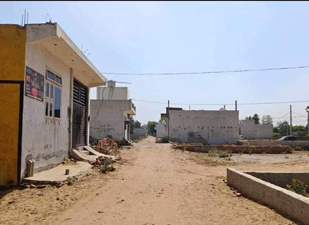 Plot For Sale in Om Kunj Colony Sultanpur 