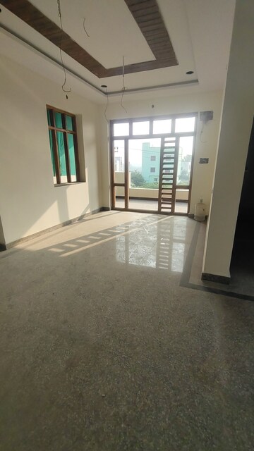 Room in 4 BHK Independent House at Vanasthalipuram – for Sale