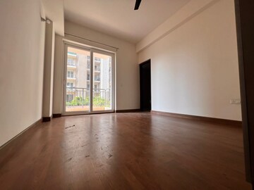 2 BHK Apartment For Rent in BPTP Discovery Park, Sector 80