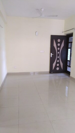 2 BHK Apartment For Sale in NK Sharma Savitry Greens 2, Ghazipur