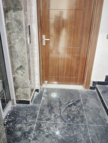 Bathroom in 3 BHK Apartment at Ireo The Corridors, Sector 67a – for Sale