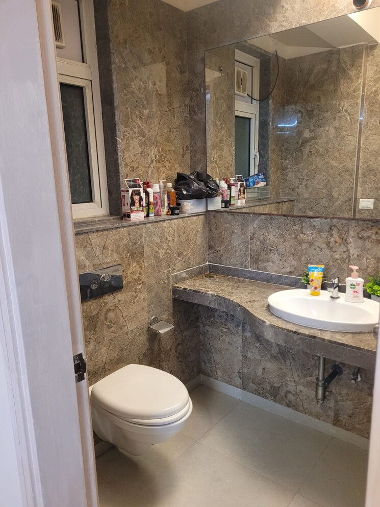 Bathroom, lnt-crescent-bay-t4 3 Bedroom 1170 Sq.Ft. Apartment In Parel Mumbai 7863702