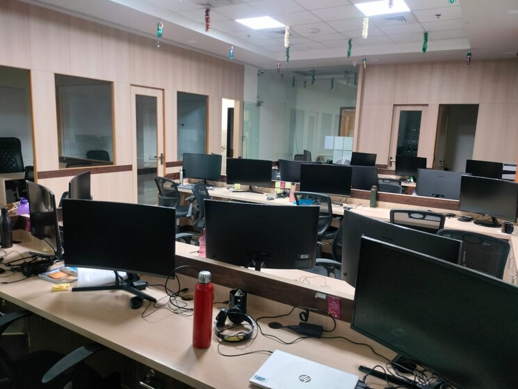 Team Area, lodha-supremus-2 Commercial Office Space 1945 Sq.Ft. In Wagle Industrial Estate Thane 7863895
