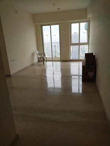 2 BHK Apartment For Rent in Ekta Tripolis, Goregaon West