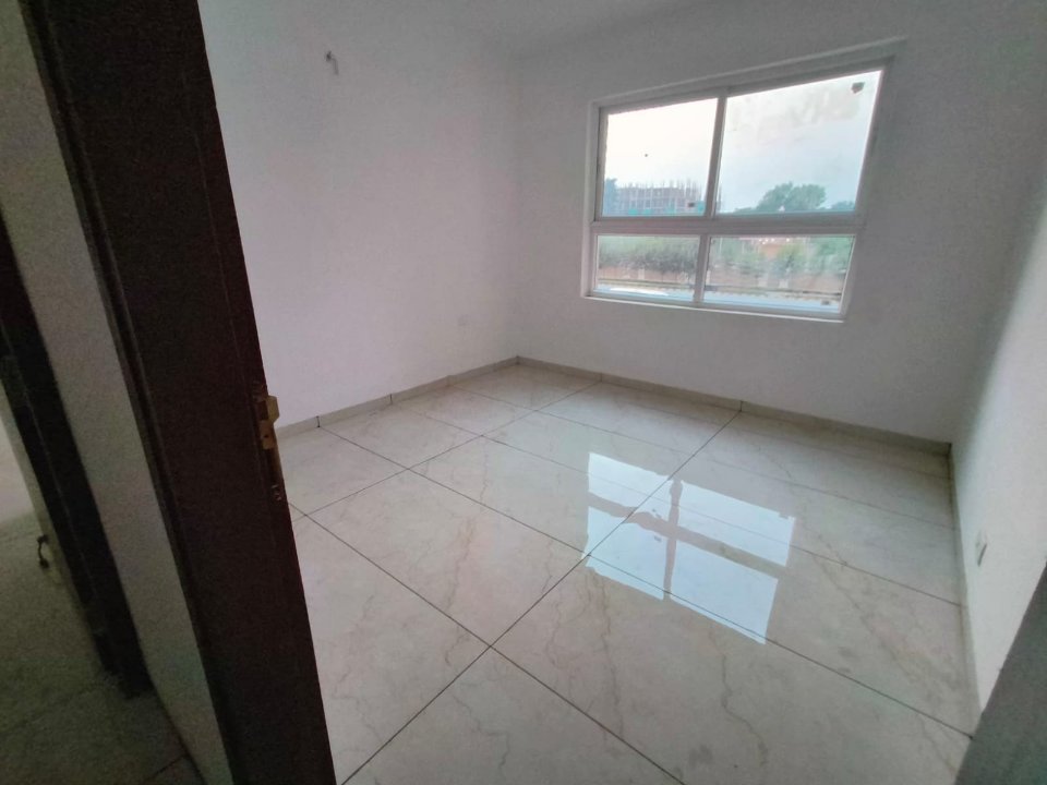 2 BHK Apartment For Resale in Rishita Manhattan Gomti Nagar Lucknow  7854313