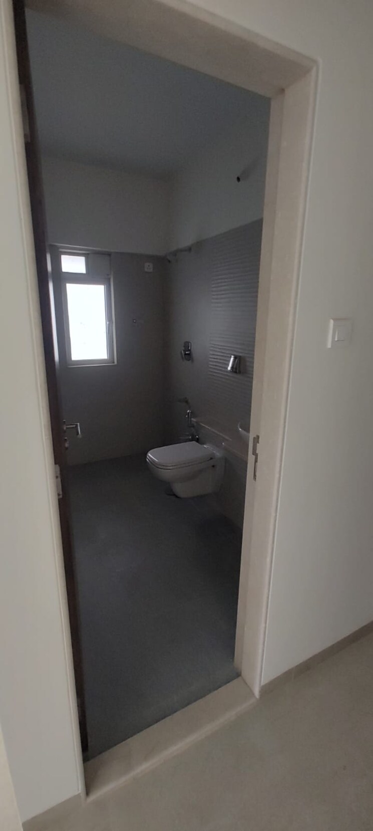 Bathroom, paranjape-127-upper-east 4 Bedroom 1461 Sq.Ft. Apartment In Santacruz East Mumbai 7863972