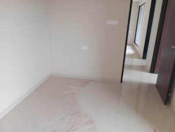 1 BHK Apartment For Rent in Shreeji Phoenix Nest, Roadpali