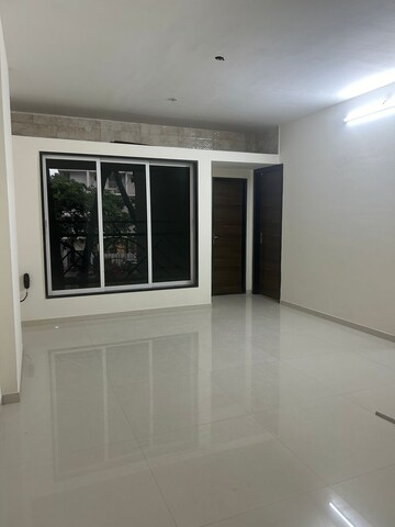 Room in 1 BHK Apartment at Aakar Goregaon Rasik CHS, Goregaon West – for Sale