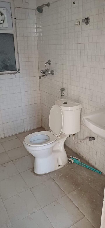 Bathroom in 2 BHK Apartment at Amrapali Golf Homes, Sector 4, Greater Noida – for Sale
