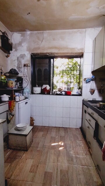 Master Bedroom in 2 BHK Independent House at Kopar Khairane – for Sale