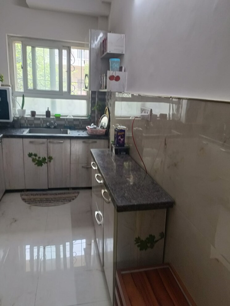 Kitchen, bptp-elite-floors 3.5 Bedroom 250 Sq.Yd. Apartment In Sector 83 Faridabad 7864103