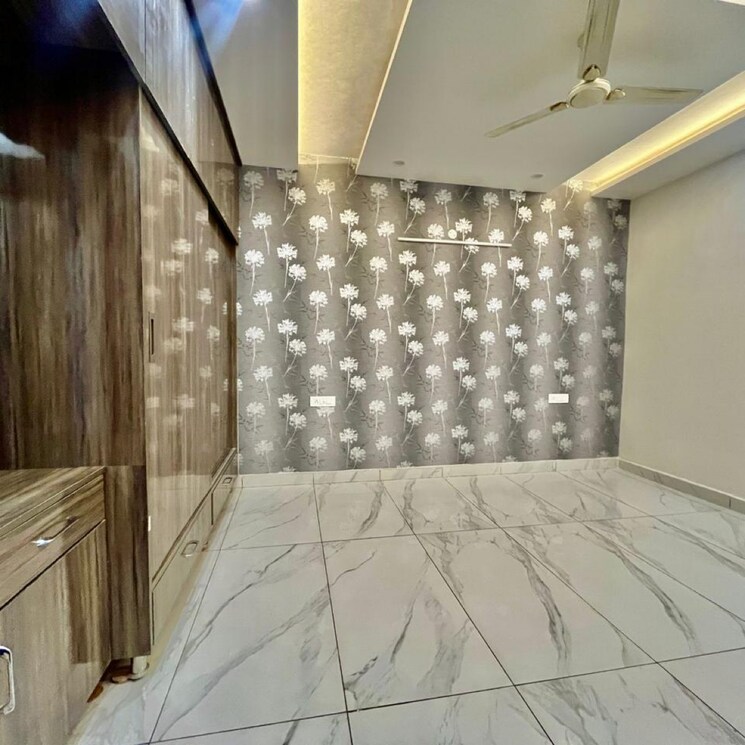 Room, peer mucchalla 4 Bedroom 1600 Sq.Ft. Villa In Peer Mucchalla Zirakpur 7864130