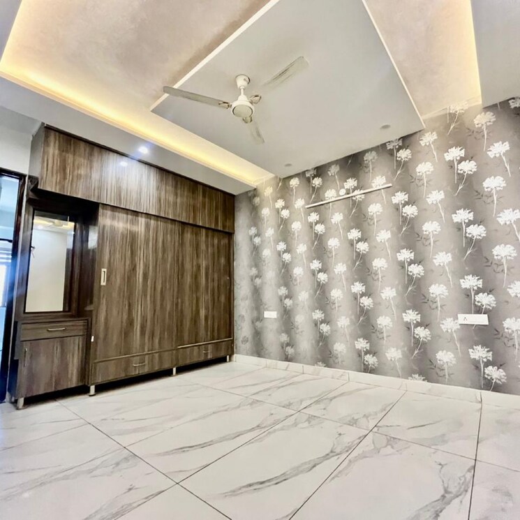 Room, peer mucchalla 4 Bedroom 1600 Sq.Ft. Villa In Peer Mucchalla Zirakpur 7864130