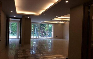 3.5 BHK Builder Floor For Rent in Navjeevan Vihar