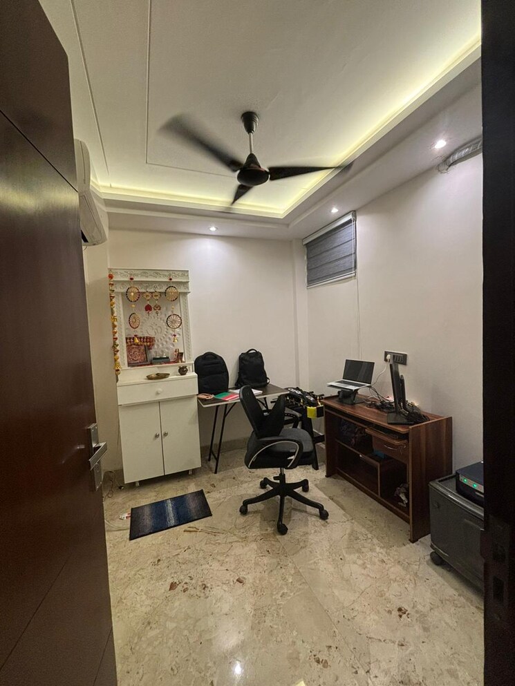 Living Room, uppal-southend 3 Bedroom 204 Sq.Yd. Apartment In Sector 49 Gurgaon 7864327