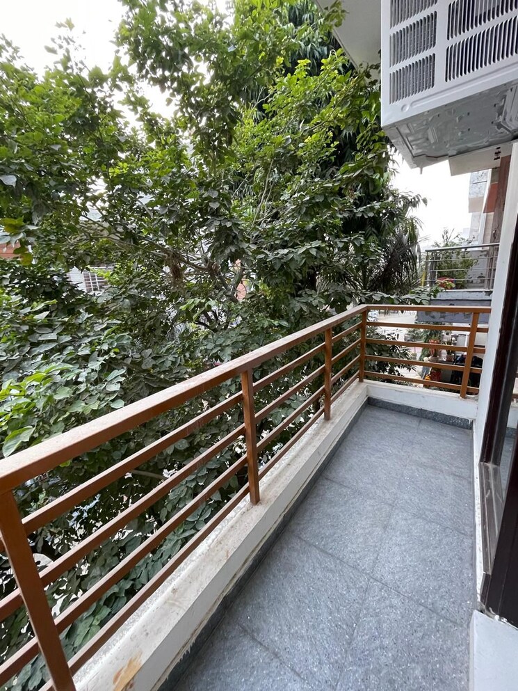Balcony, uppal-southend 3 Bedroom 204 Sq.Yd. Apartment In Sector 49 Gurgaon 7864327
