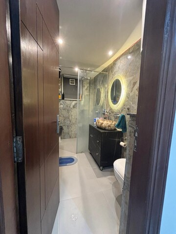 Building Lobby in 3 BHK Builder Floor at Uppal Southend, Sector 49 – for Sale