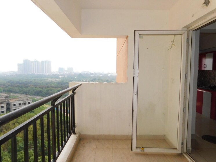 Balcony, mahindra-ashvita 3 Bedroom 1636 Sq.Ft. Apartment In Kukatpally Hyderabad 7864341