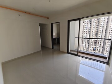 2 BHK Apartment For Rent in Runwal Eirene Balkum Pada Thane  7864460