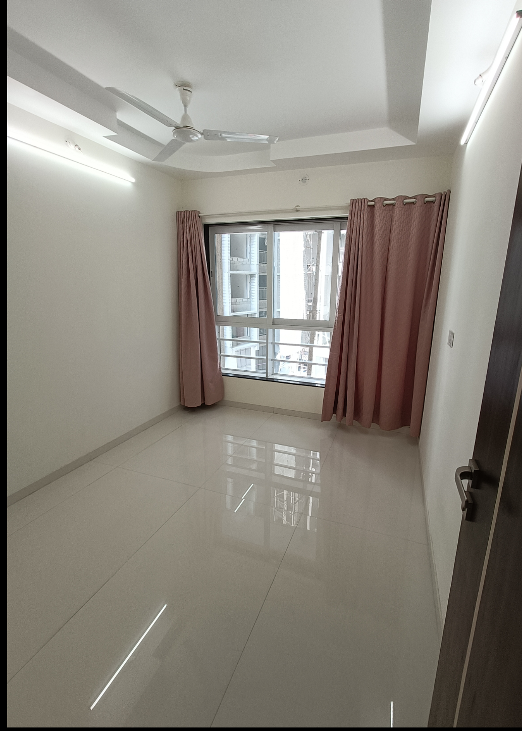 2 BHK Apartment For Resale in Agarwal Skyrise Virar West Mumbai  7864600