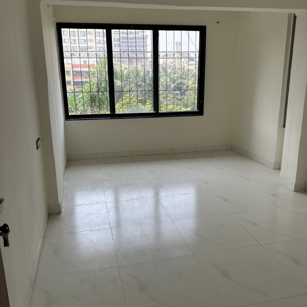 3 BHK Apartment For Rent in Juhu Shalimar CHS Gulmohar Colony Mumbai  7864637