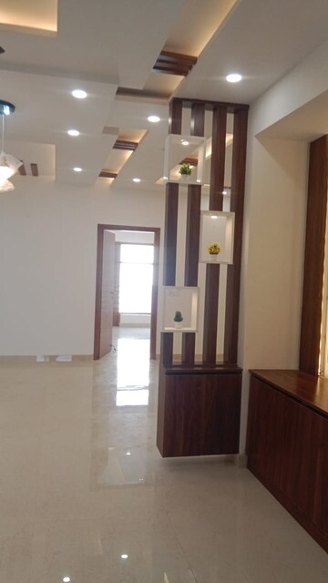 Room in 4 BHK Builder Floor at Sector 85 – for Sale