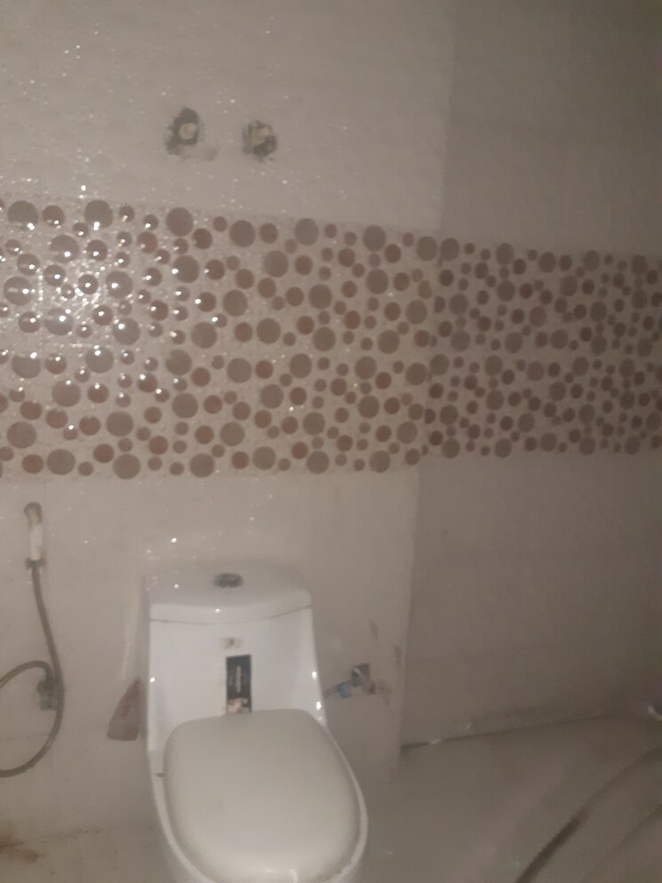 Bathroom, exotica-dreamville 2.5 Bedroom 1235 Sq.Ft. Apartment In Sector 16c Greater Noida Greater Noida 7864780