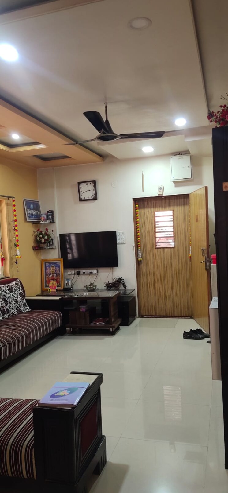 Living Room, kohinoor-classy-marvel 2 Bedroom 1000 Sq.Ft. Apartment In Nigdi Pune 7864785