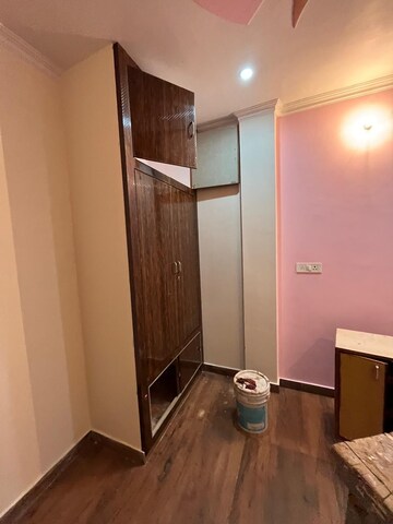 Furnished Amenities in 2 BHK Builder Floor at Gtb Enclave – for Rent