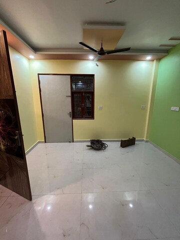Room in 2 BHK Builder Floor at Gtb Enclave – for Rent
