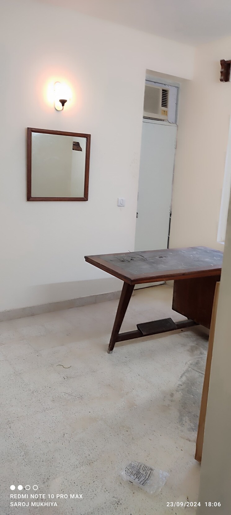 Living Room, dlf-silver-oaks 4 Bedroom 2100 Sq.Ft. Apartment In Sector 26 Gurgaon 7864819