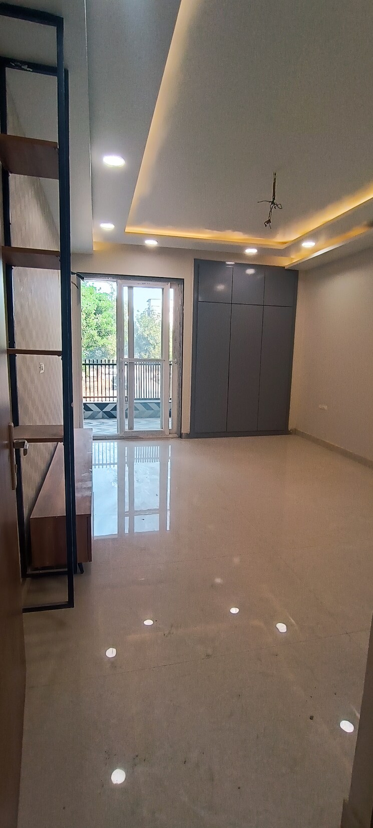 Room, sector 85 4 Bedroom 350 Sq.Yd. Builder Floor In Sector 85 Faridabad 7864883