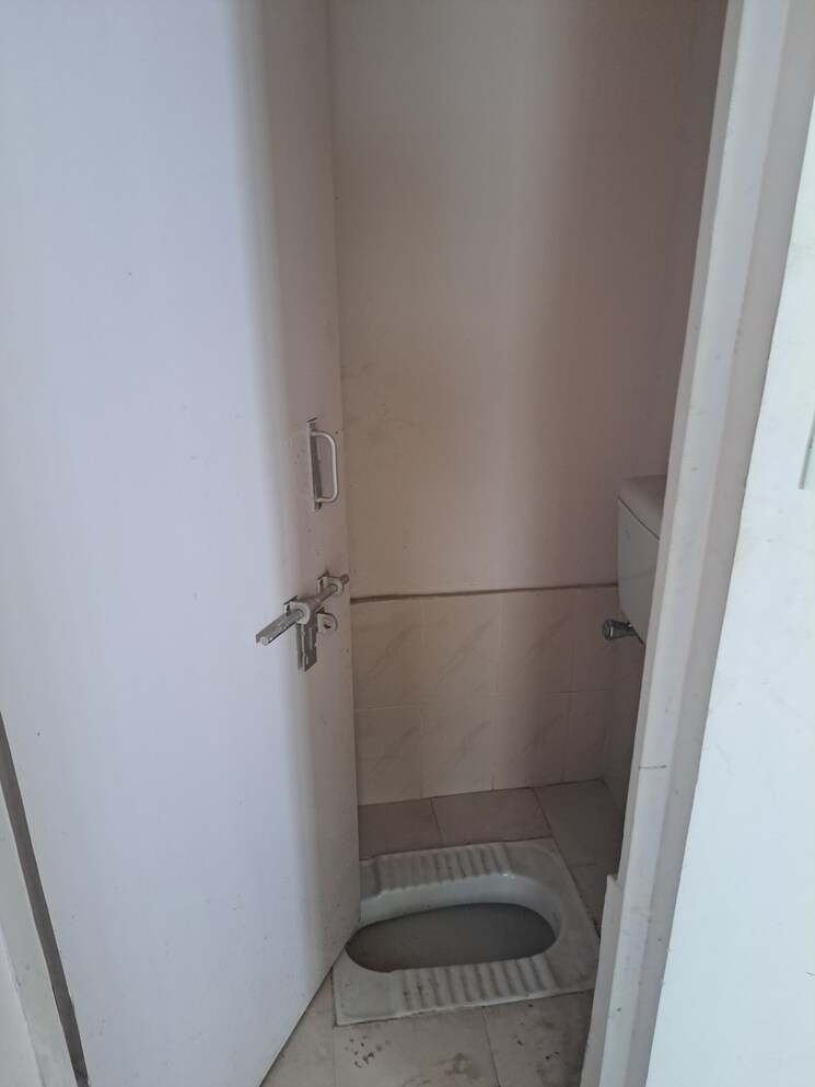 Bathroom, avadh vihar yojna 2 Bedroom 884 Sq.Ft. Apartment In Avadh Vihar Yojna Lucknow 7865004