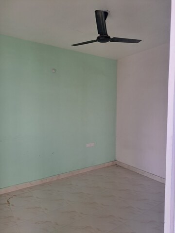 Room in 2 BHK Apartment at Avadh Vihar Yojna – for Sale