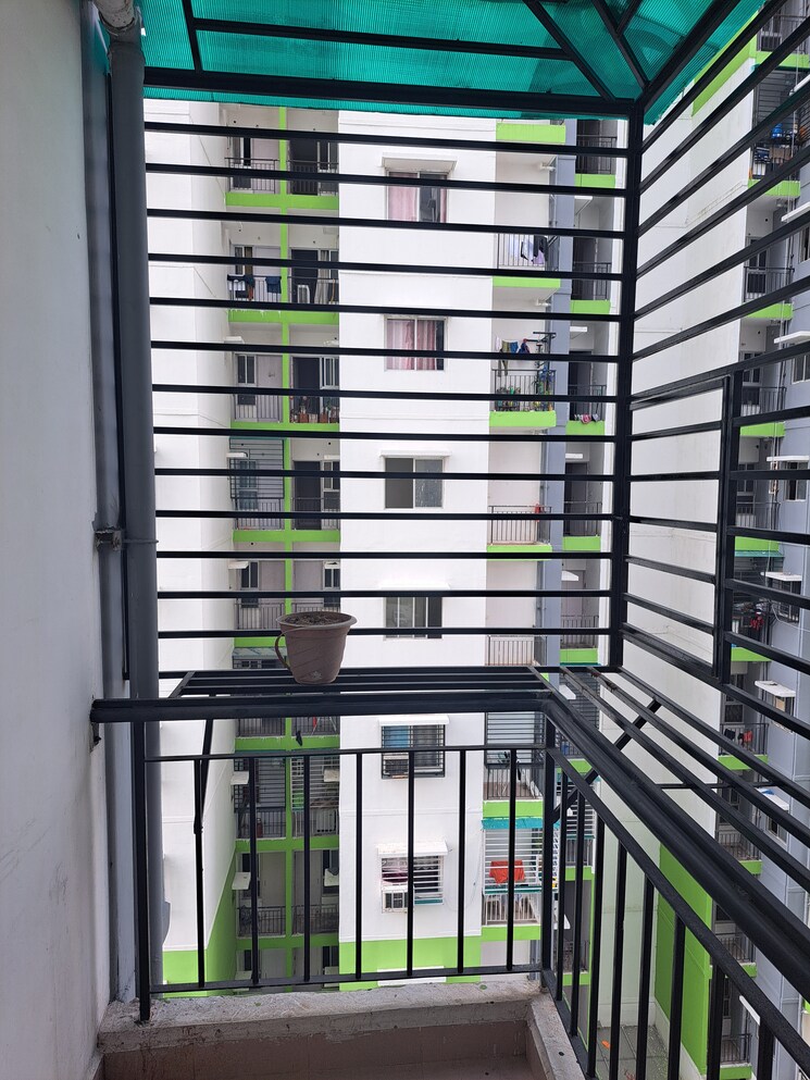 Balcony, avadh vihar yojna 2 Bedroom 884 Sq.Ft. Apartment In Avadh Vihar Yojna Lucknow 7865004