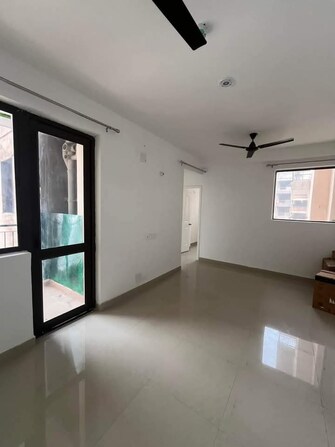 2 BHK Apartment For Resale in RG Luxury Homes Sector 16b Greater Noida Greater Noida  7864997