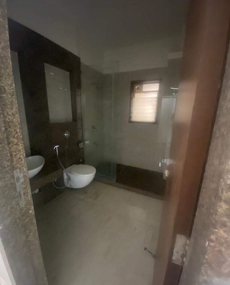 Bathroom, sapta-shree-greeshma-residency-i 4 Bedroom 3500 Sq.Ft. Apartment In Eastern Express Highway Thane 7865020