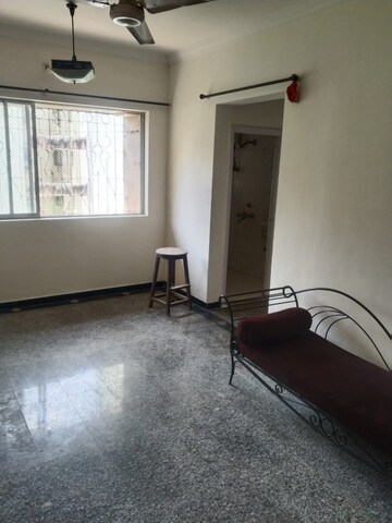 Room in 1 BHK Apartment at HDIL Dheeraj Upvan 1, Borivali East – for Sale