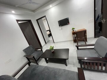 Master Bedroom in 5 BHK Villa at M3M Atrium, Sector 57 – for Sale
