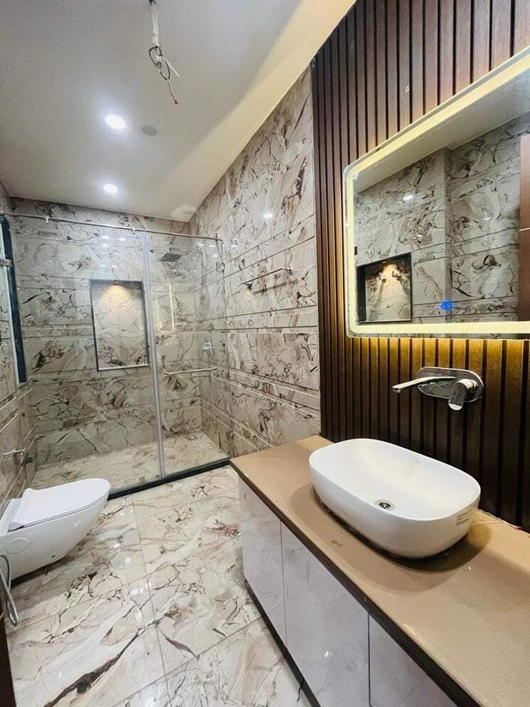 Bathroom, sector 5 2 Bedroom 1270 Sq.Ft. Builder Floor In Sector 5 Gurgaon 7865261