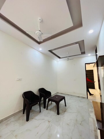 Master Bedroom in 2 BHK Builder Floor at Sector 40 – for Sale